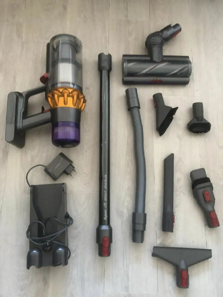 Dyson V15 Cordless Vacuum Cleaner - Image 1