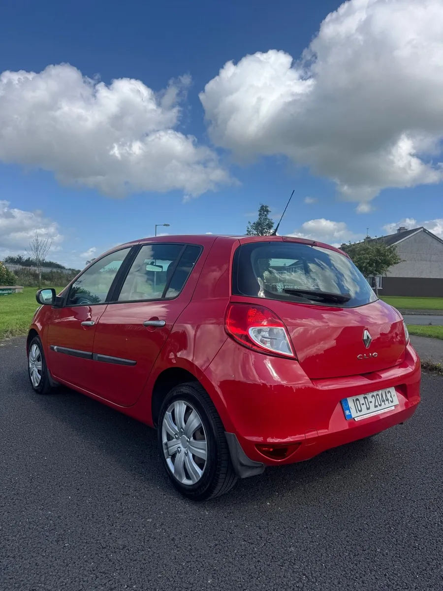 2010 Renault Clio 1.1 (Fresh NCT/Low mileage) - Image 2