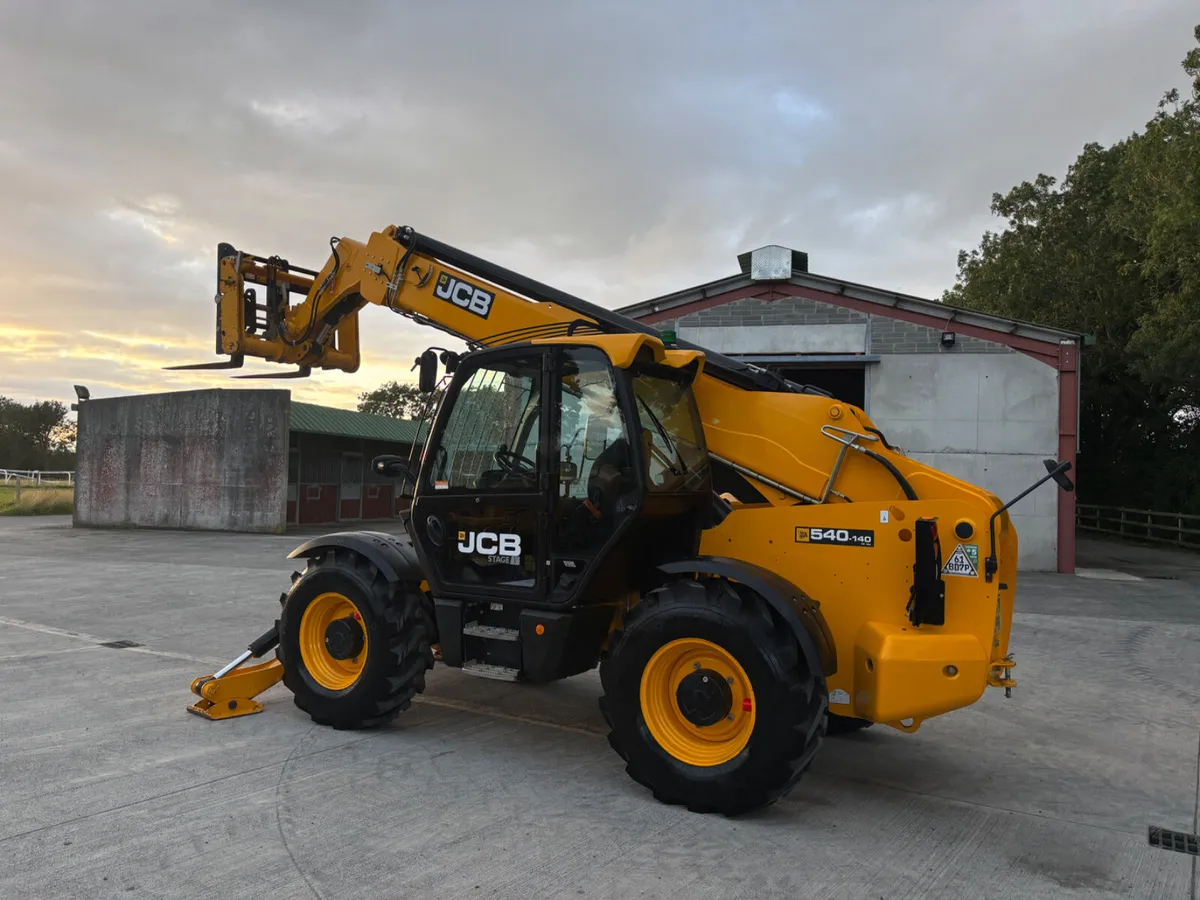 2022 JCB 540-140 - Image 3