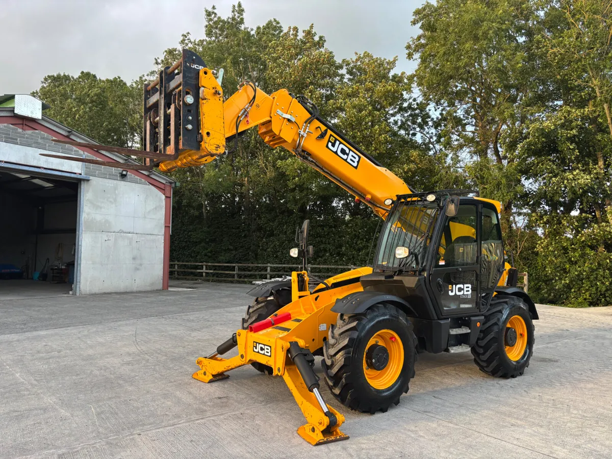 2022 JCB 540-140 - Image 4