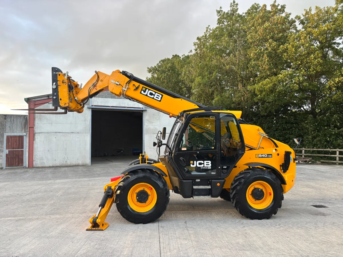 2022 JCB 540-140 - Image 2