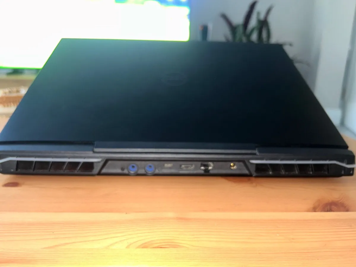 Custom laptop - Image 4