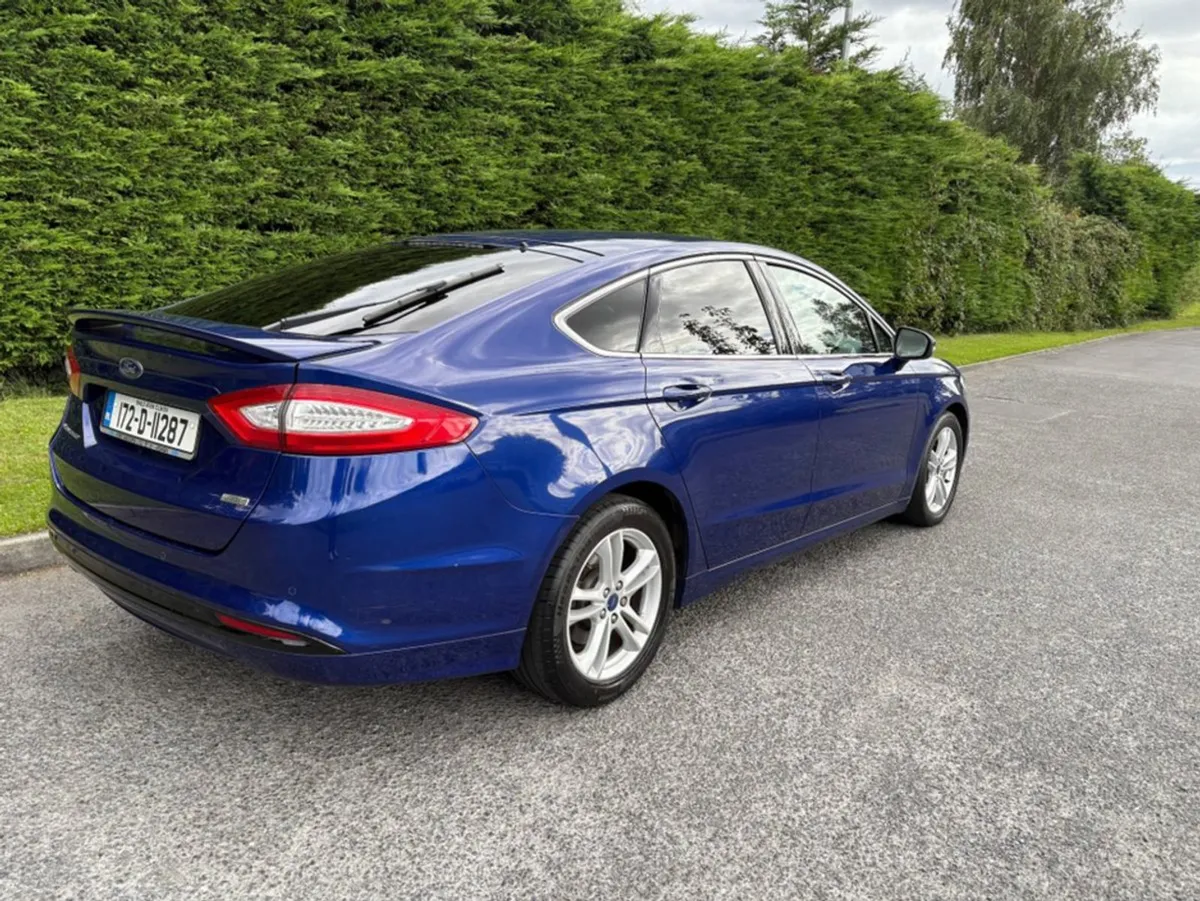 Ford Mondeo Titanium 1.5 TD 120PS 6speed 4DR - Image 3