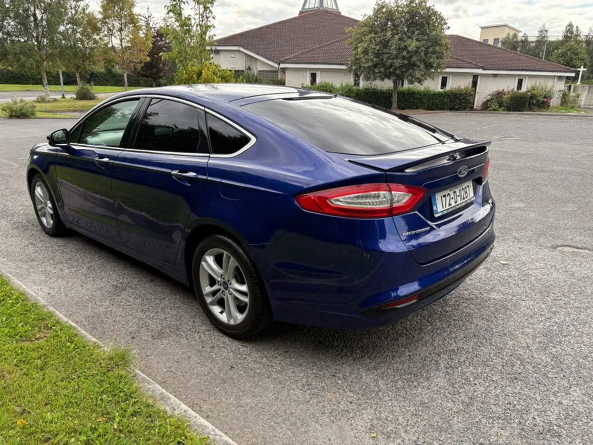 Ford Mondeo Titanium 1.5 TD 120PS 6speed 4DR - Image 4
