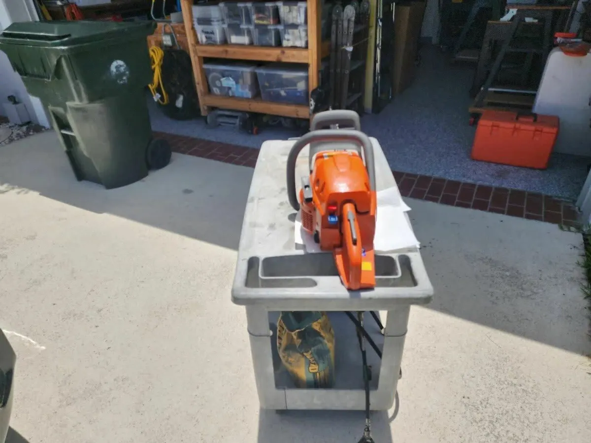 Husqvarna 24" Gas Chainsaw with Case and Accessori - Image 2