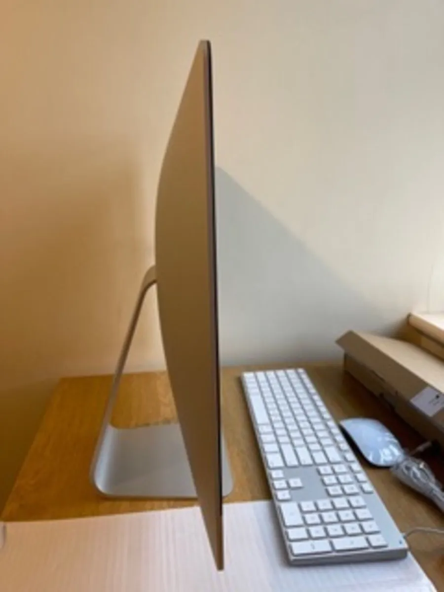 21.5" Apple iMac Slimline 256gb SSD 8GB RAM - Image 4
