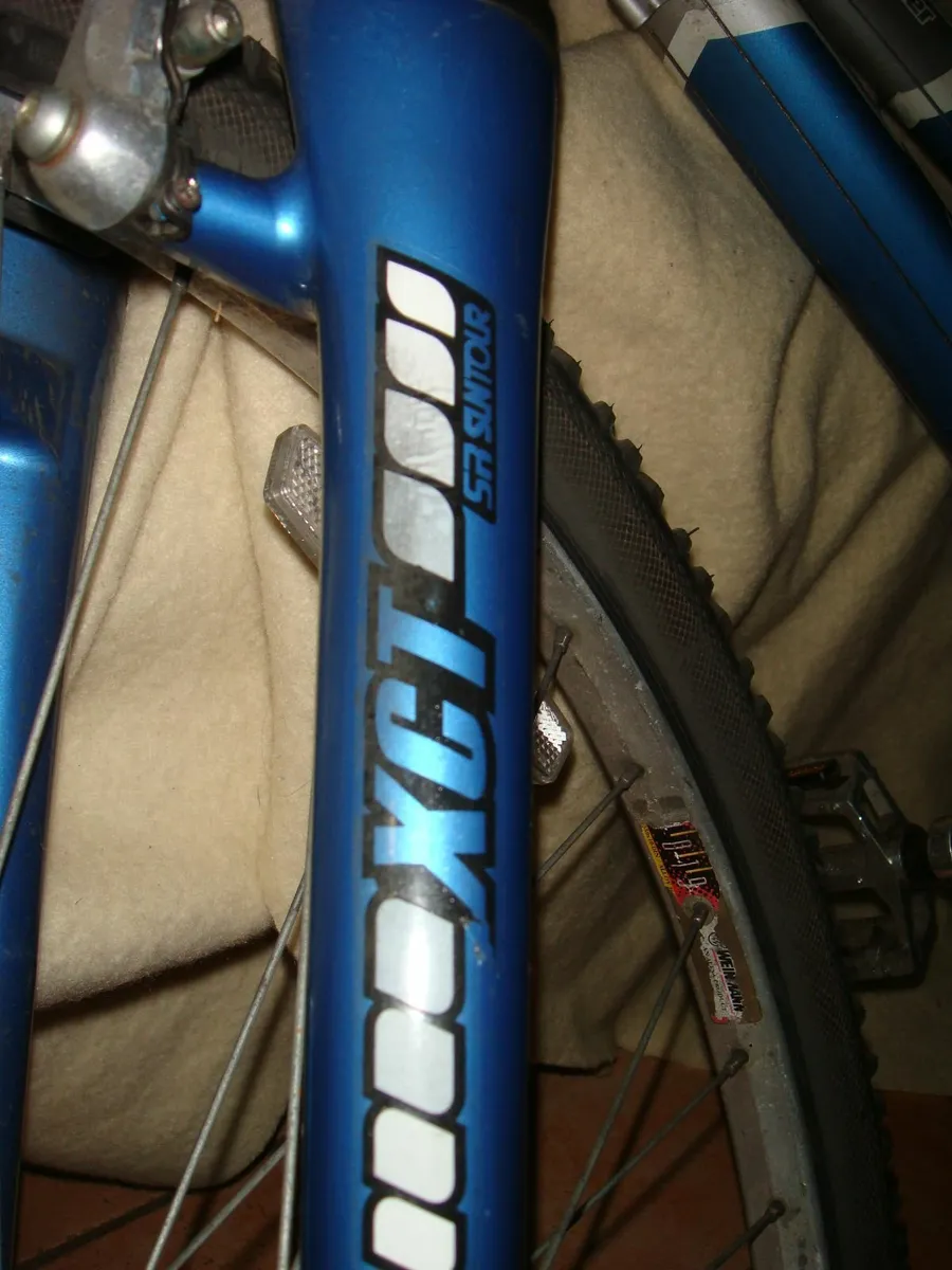 GIANT bike like new / 6000 ALUXX - Image 4