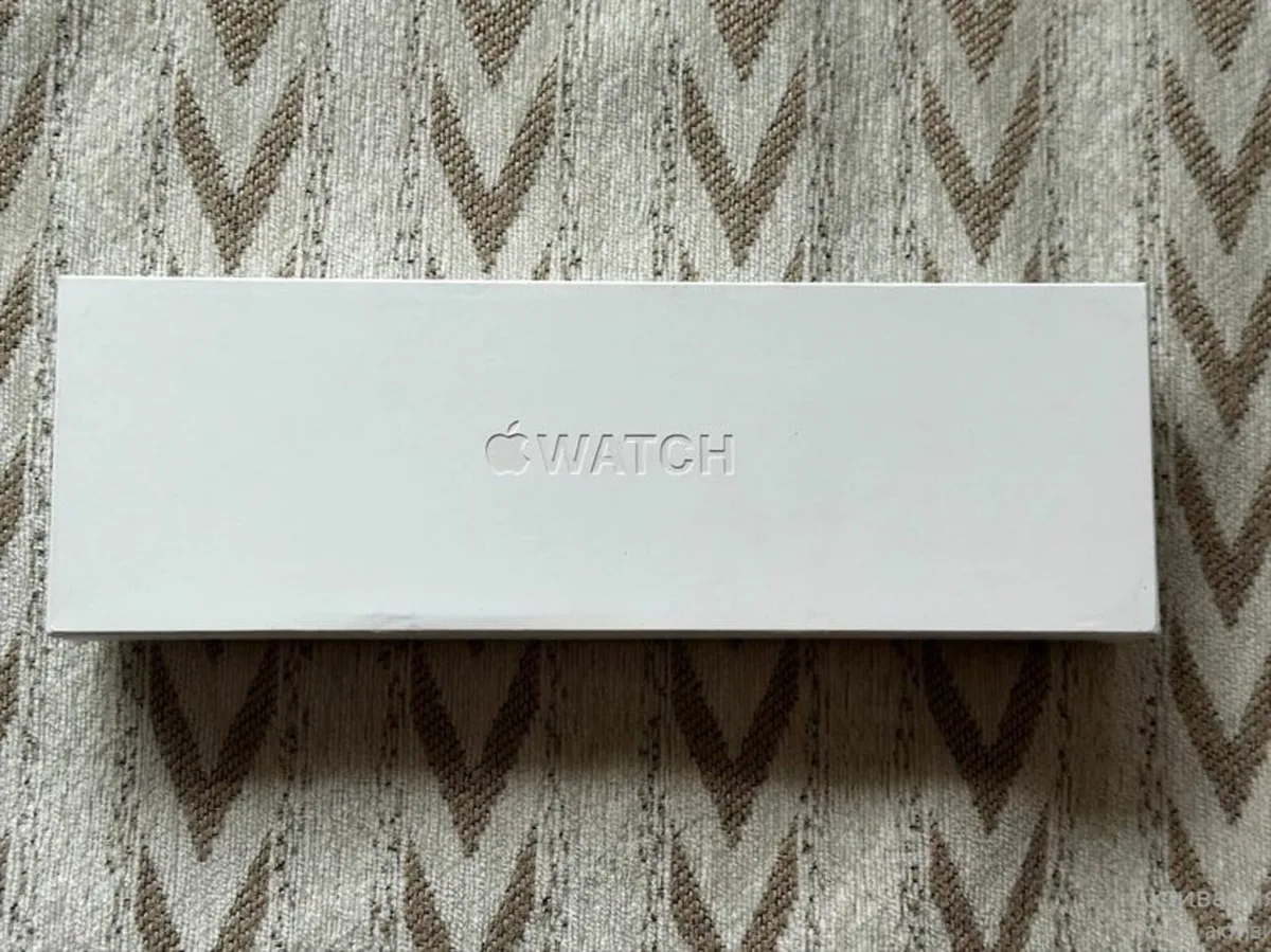 Apple Watch Series 10 46mm Jet Black - Image 1