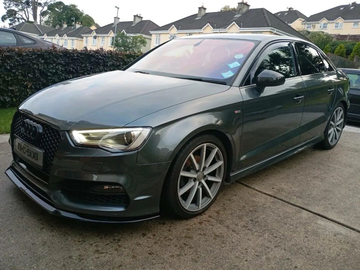 Audi A3 S-Line/Black Edition/Manual/1.6 Tdi - Image 2
