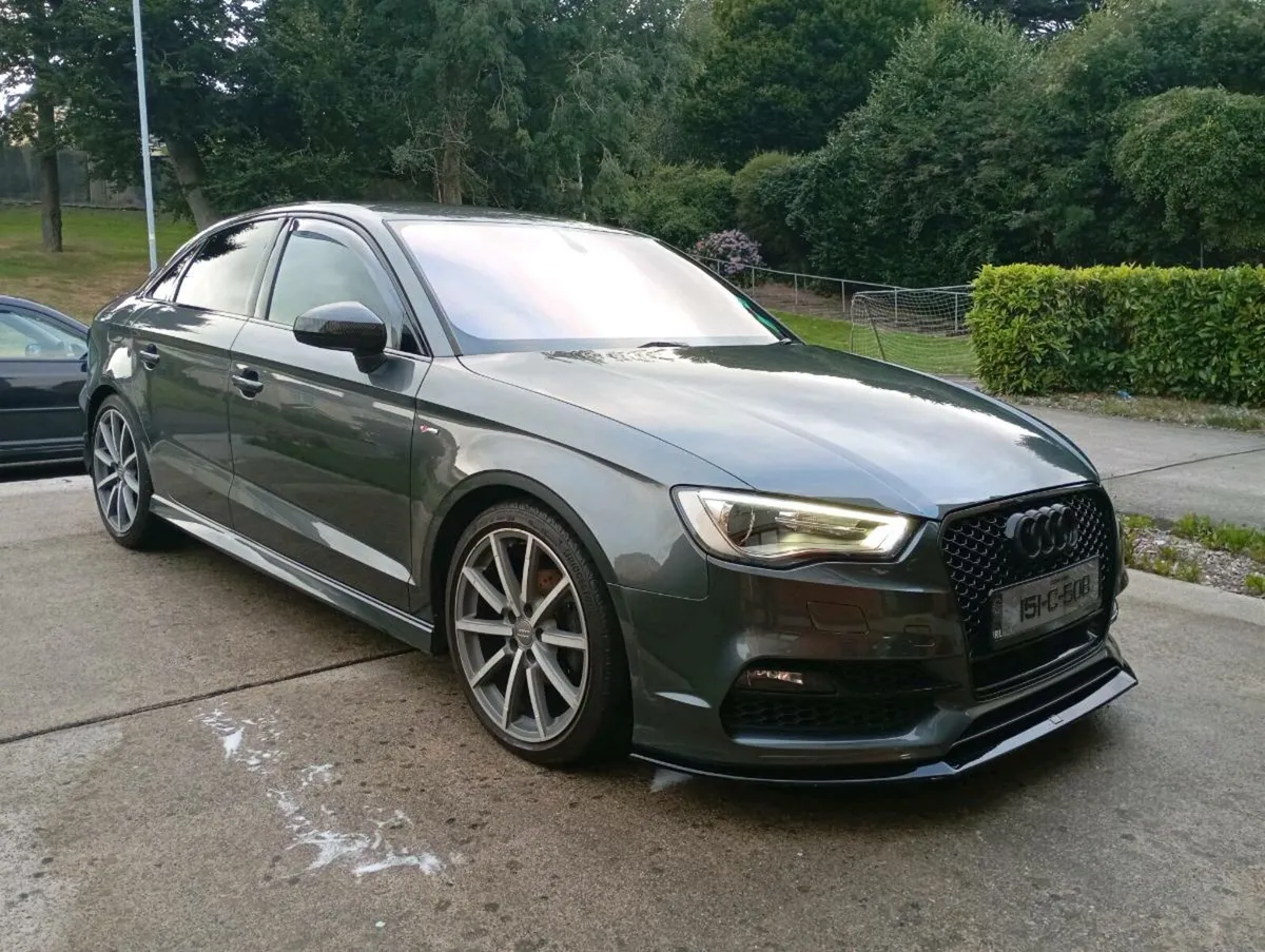 Audi A3 S-Line/Black Edition/Manual/1.6 Tdi - Image 3