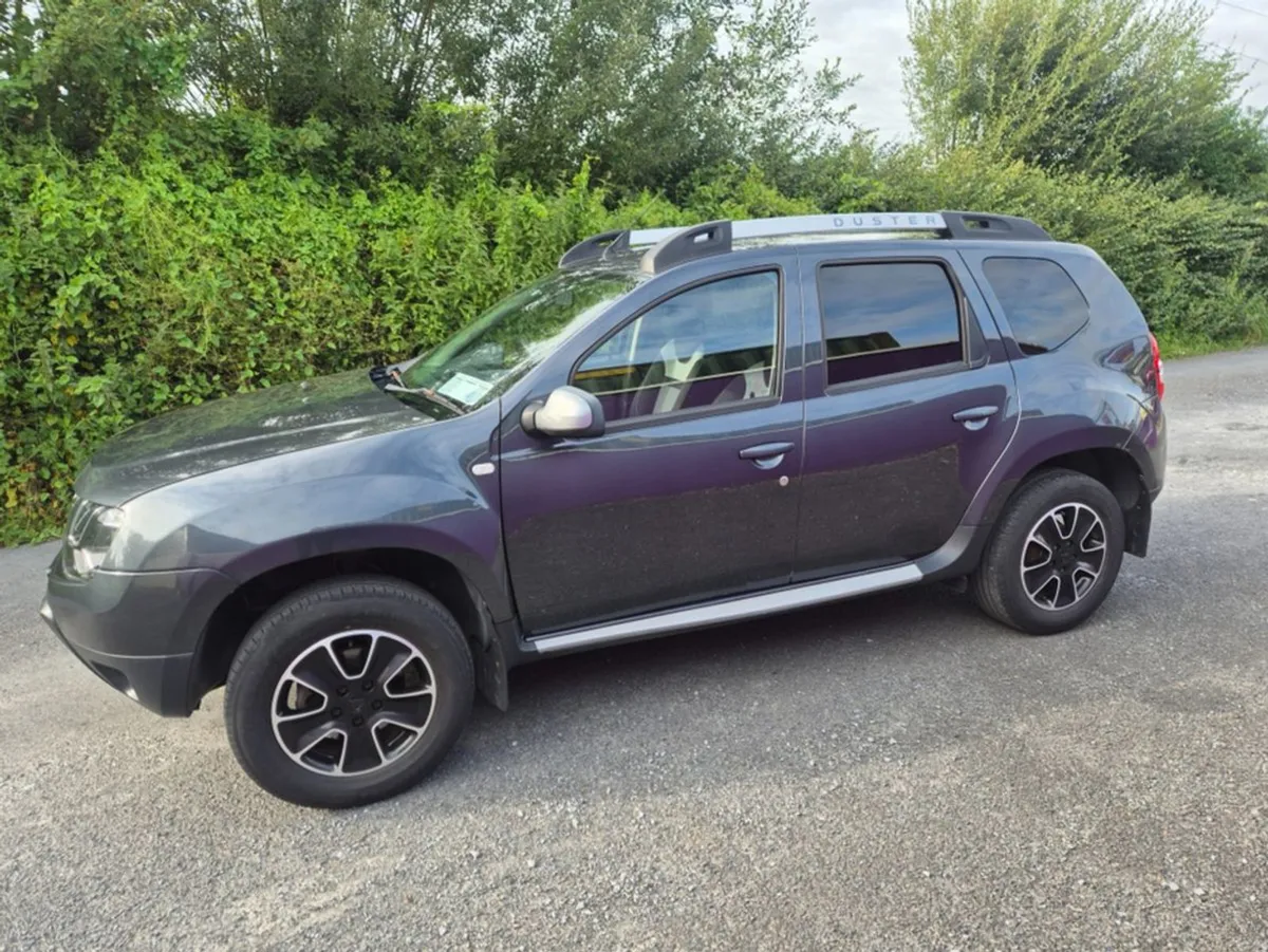 Dacia Duster Prestige 1.5 DCI 110 4X 4DR - Image 3