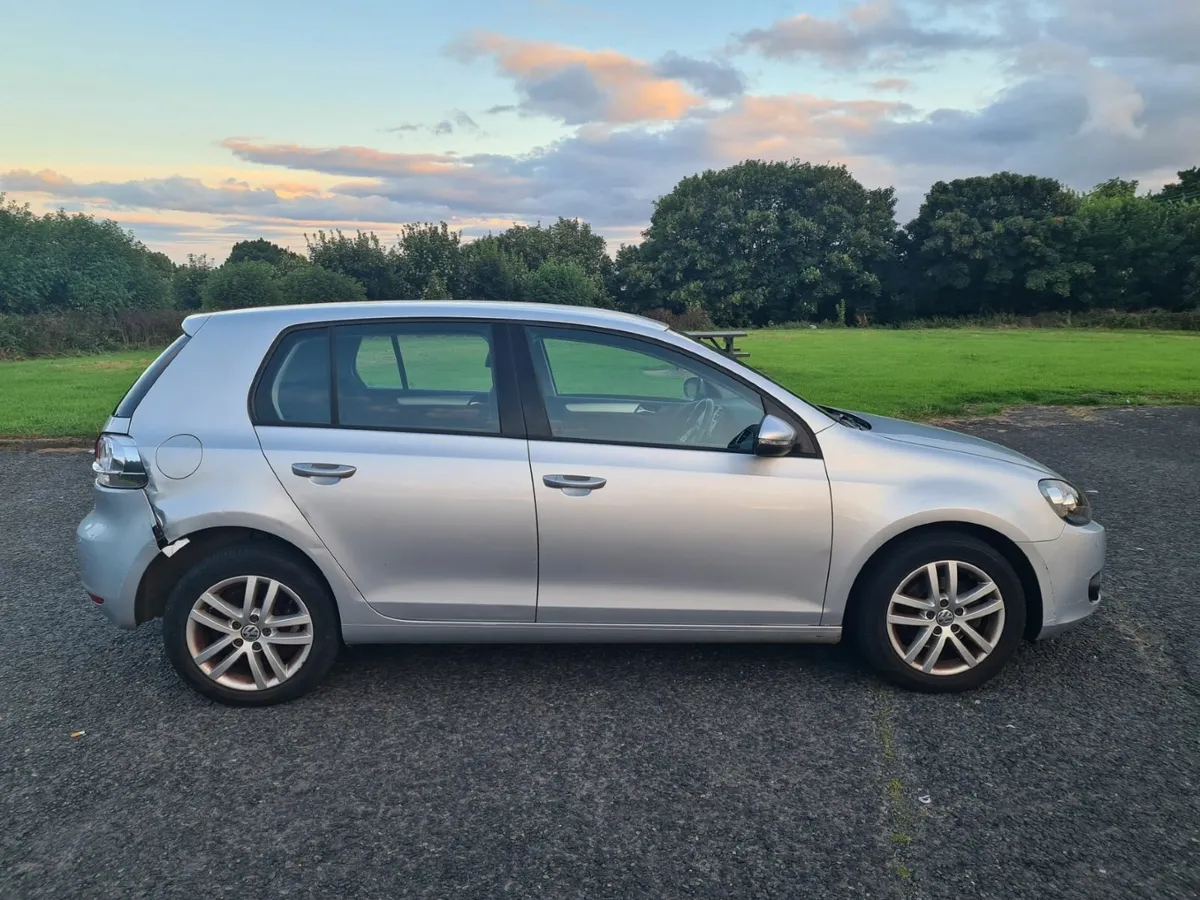 VW Golf 2012 - Damaged repairable - Image 3
