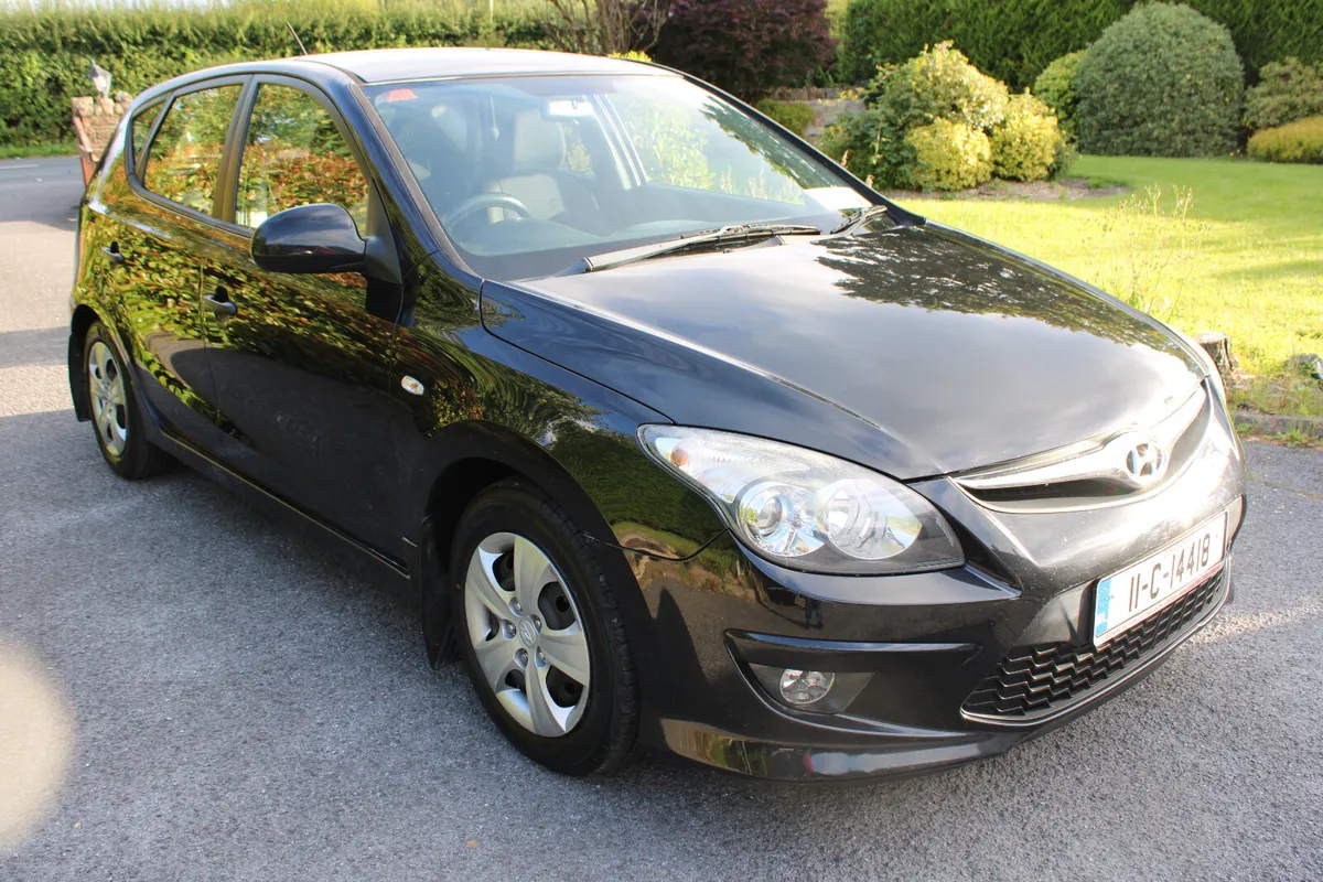 2011 HYUNDAI i30 COMFORT 1.6 CRDI - Image 1