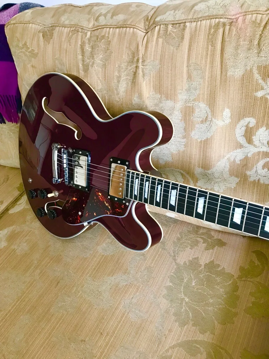 Semi hollow 335 guitar - Image 3