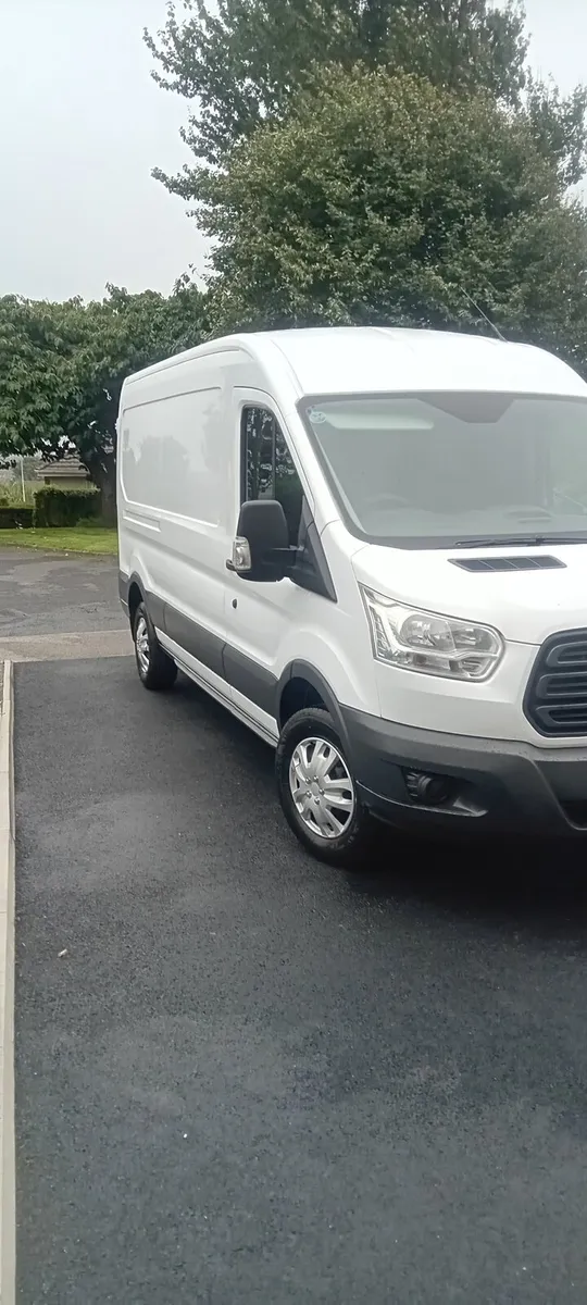 Ford Transit 2016 bwd 6 speed  mint condition - Image 1