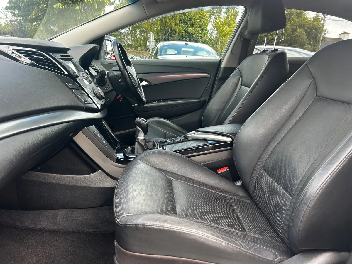 2016 HYUNDAI i40 EXECUTIVE PLUS 1.7d - Image 4