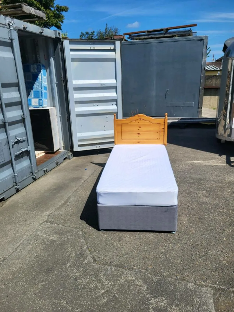 Single Bed with Headboard - Image 4