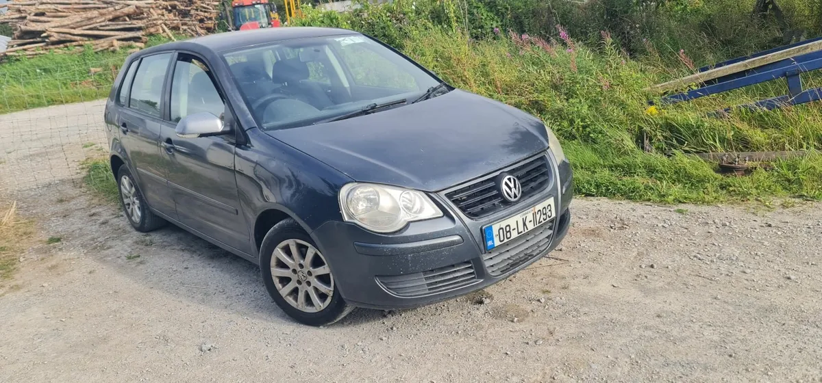 Volkswagen polo 1.4 Diesel   TDI - red I - Image 1