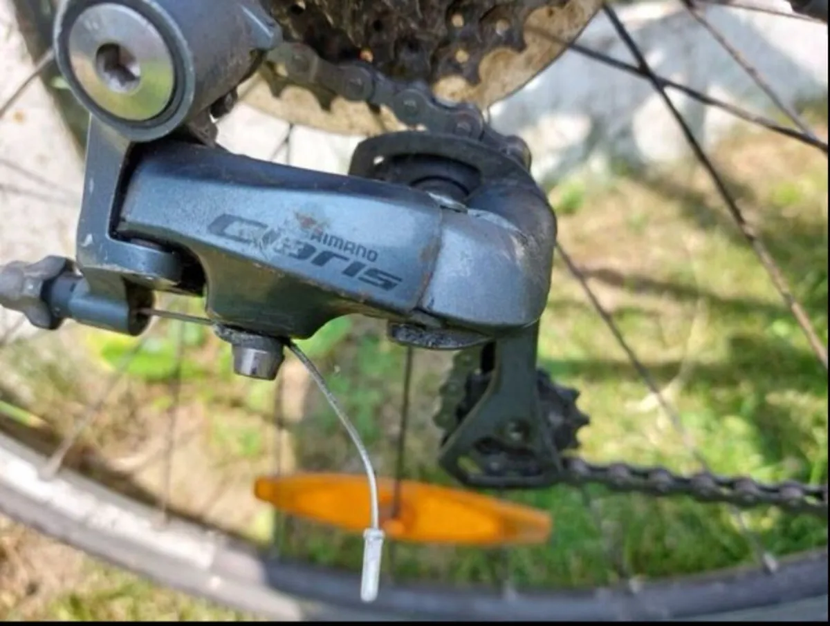 TREK 1.1 One Series Road bike - Image 2