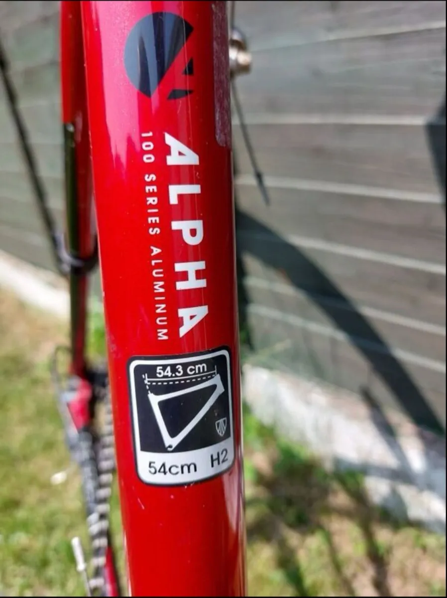 TREK 1.1 One Series Road bike - Image 3