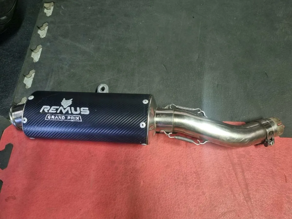 Kawasaki zx10r exhaust - Image 1