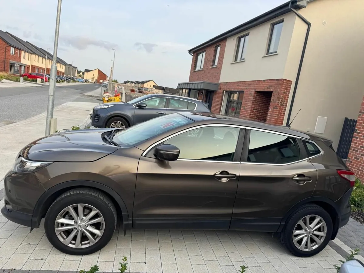 Used Nissan Qashqai Cars For Sale/New NCT/Taxed - Image 4
