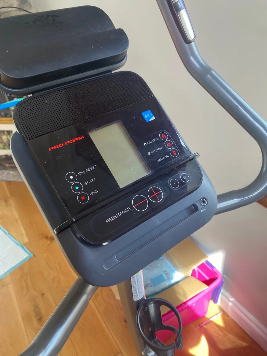 Exercise bike- Pro Form professional - Image 2