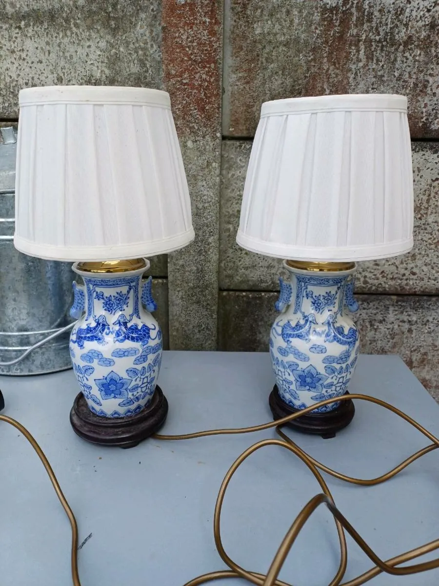1950/60s Chinese Blue & White Lamps - Image 2