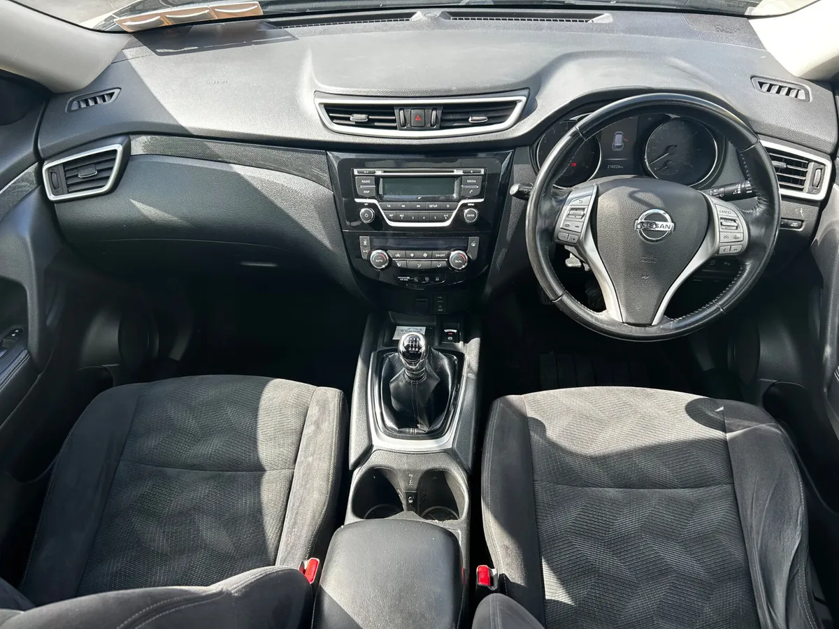 2017 NISSAN X TRAIL 7 SEATER 1.6 PETROL ACENTA - Image 2