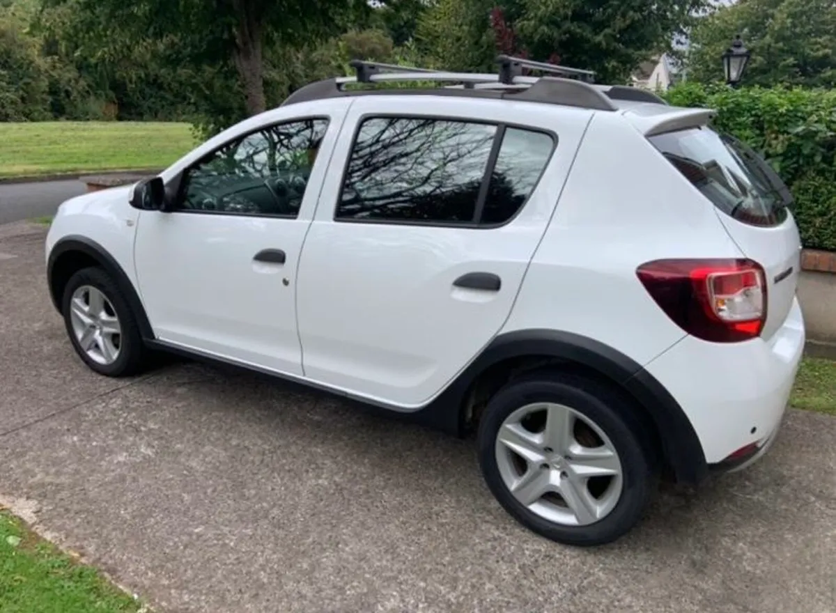 142 Dacia Sandero Stepway 1.5 dci NCT Feb 2026 - Image 3