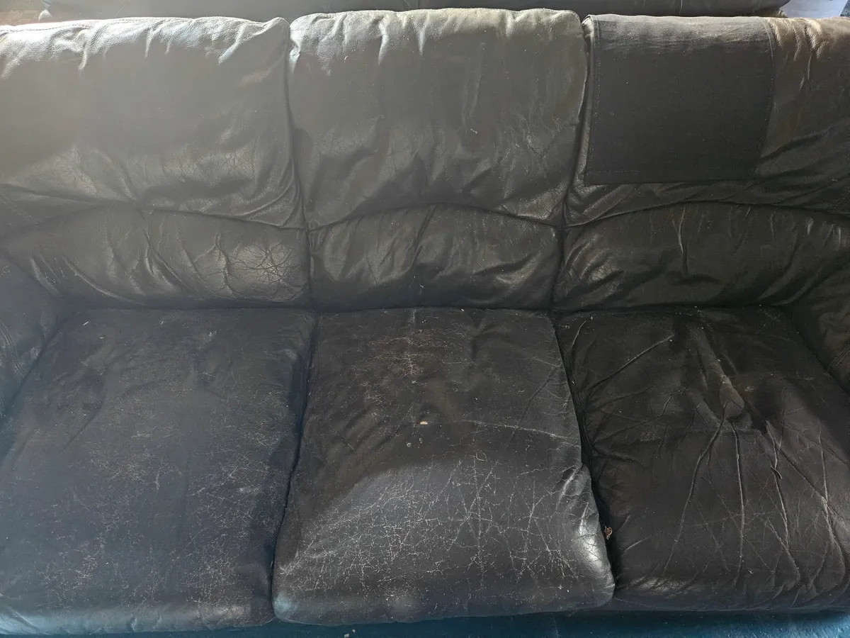 Couch - Image 3