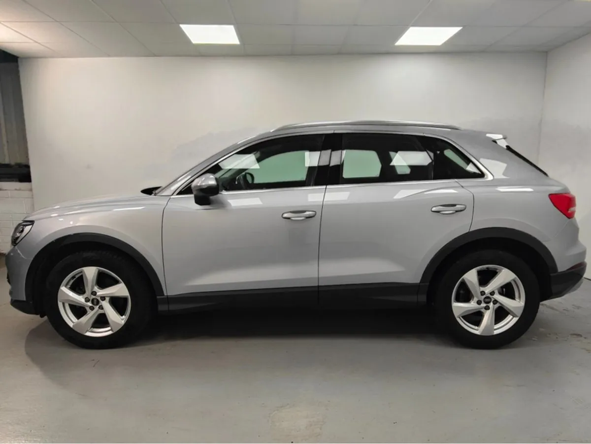 Audi Q3 35 TDI 150 S-tronic SE 4DR Auto - Image 3