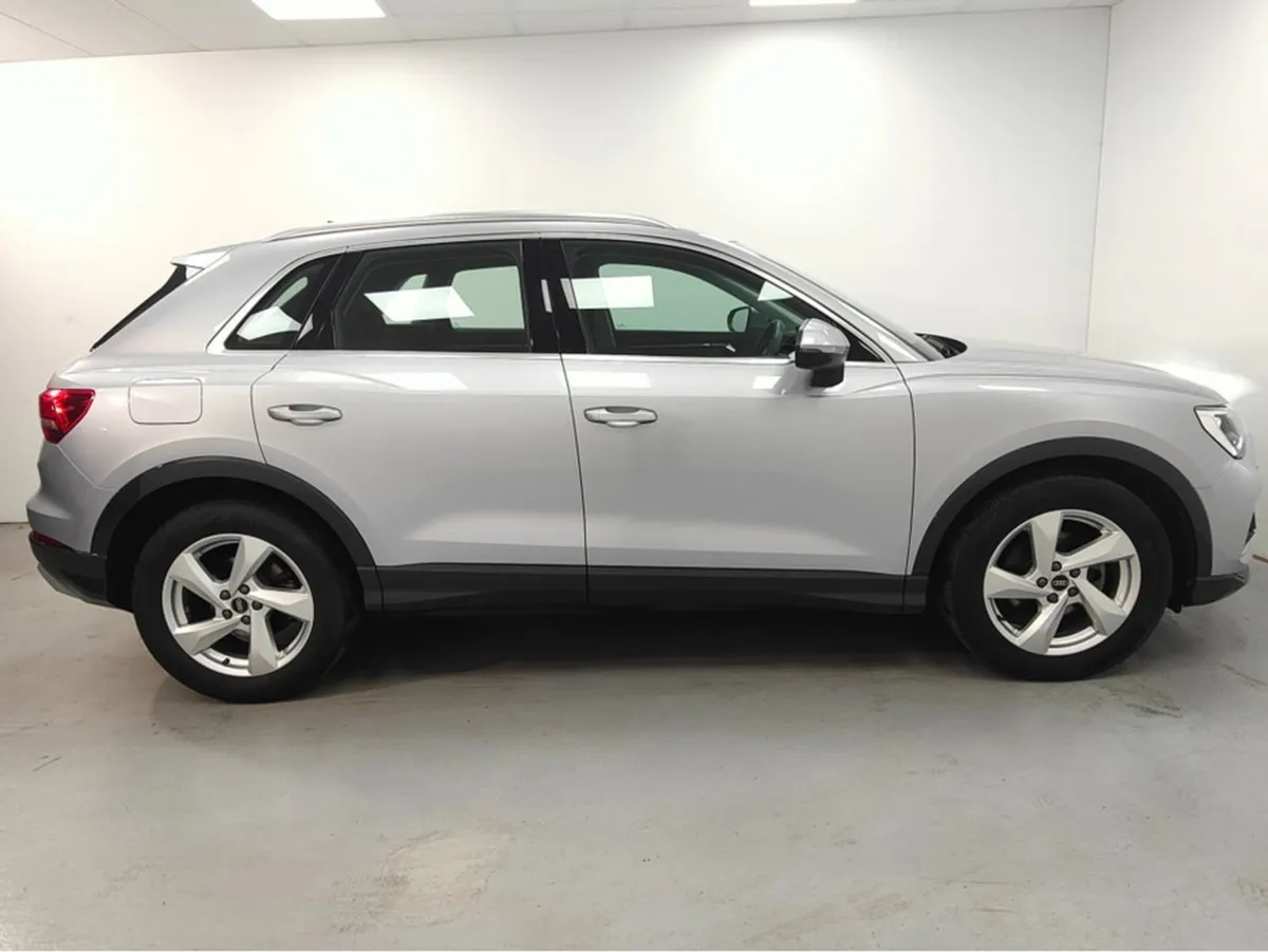 Audi Q3 35 TDI 150 S-tronic SE 4DR Auto - Image 4