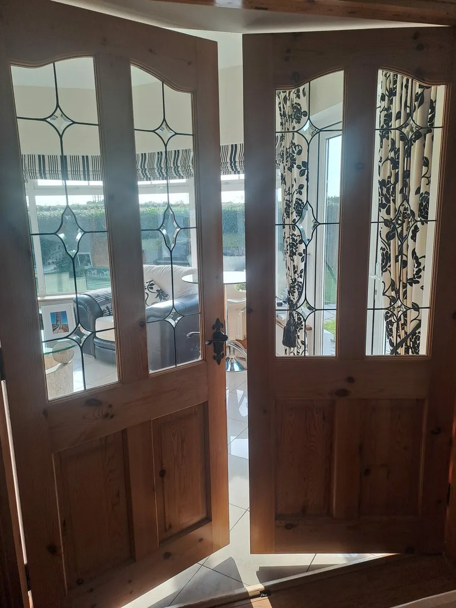 Red Deal Internal doors - Image 1