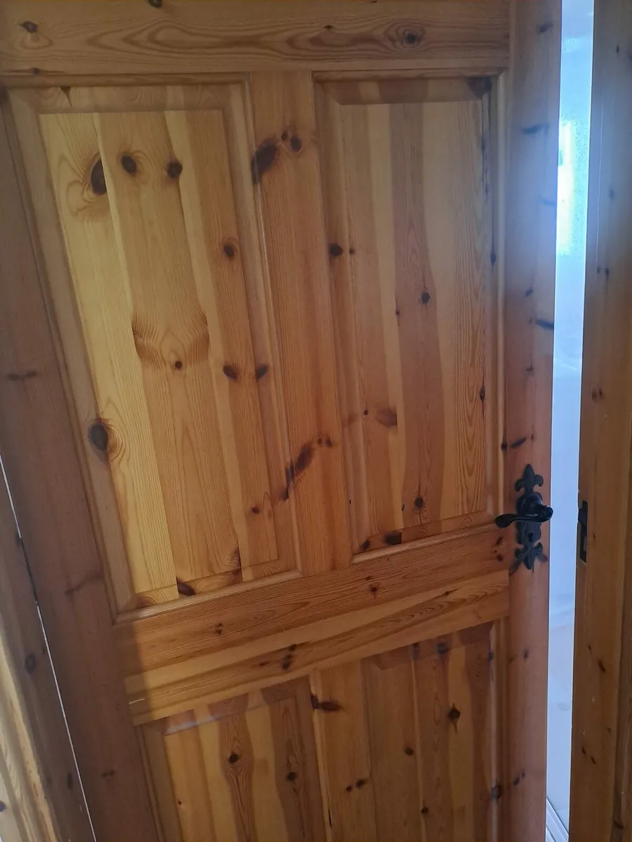 Red Deal Internal doors - Image 2