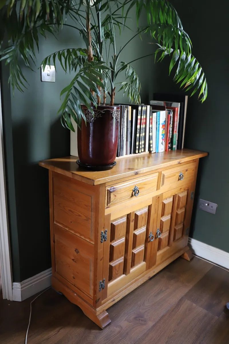 Chest - Image 1