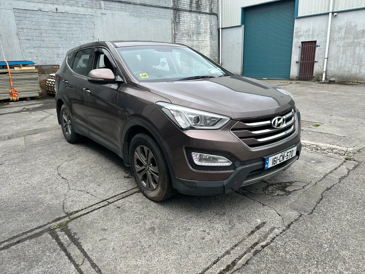 2016 Hyundai Santa Fe 2.2crdi - Image 1