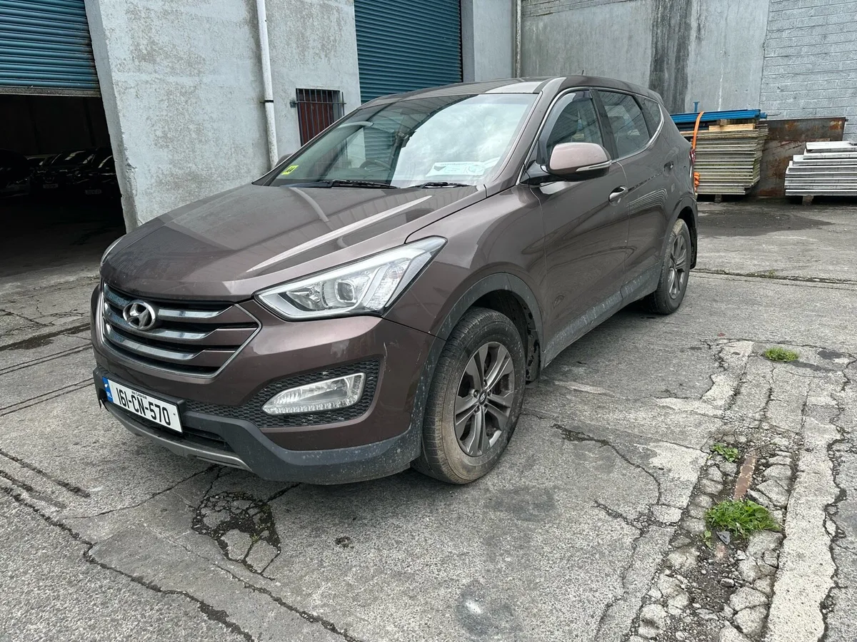 2016 Hyundai Santa Fe 2.2crdi - Image 2