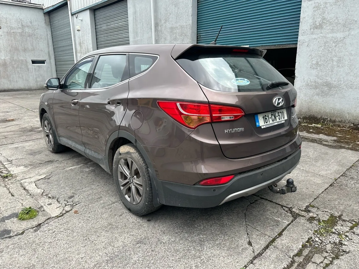 2016 Hyundai Santa Fe 2.2crdi - Image 3