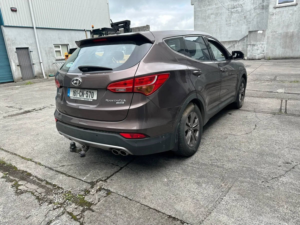2016 Hyundai Santa Fe 2.2crdi - Image 4