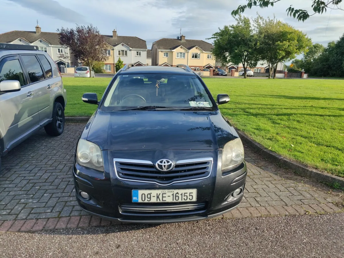 Toyota Avensis 2009 - Image 4