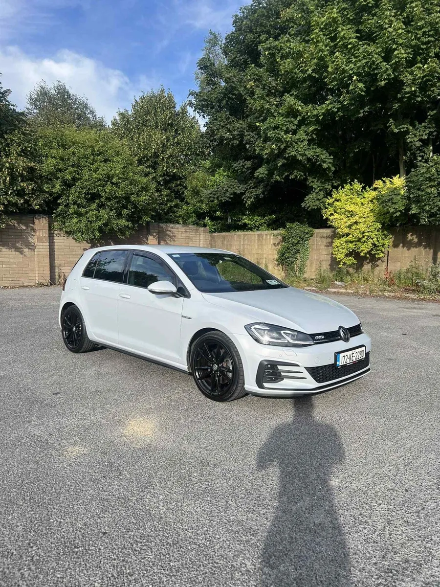 172 Volkswagen Golf GTD - Image 1