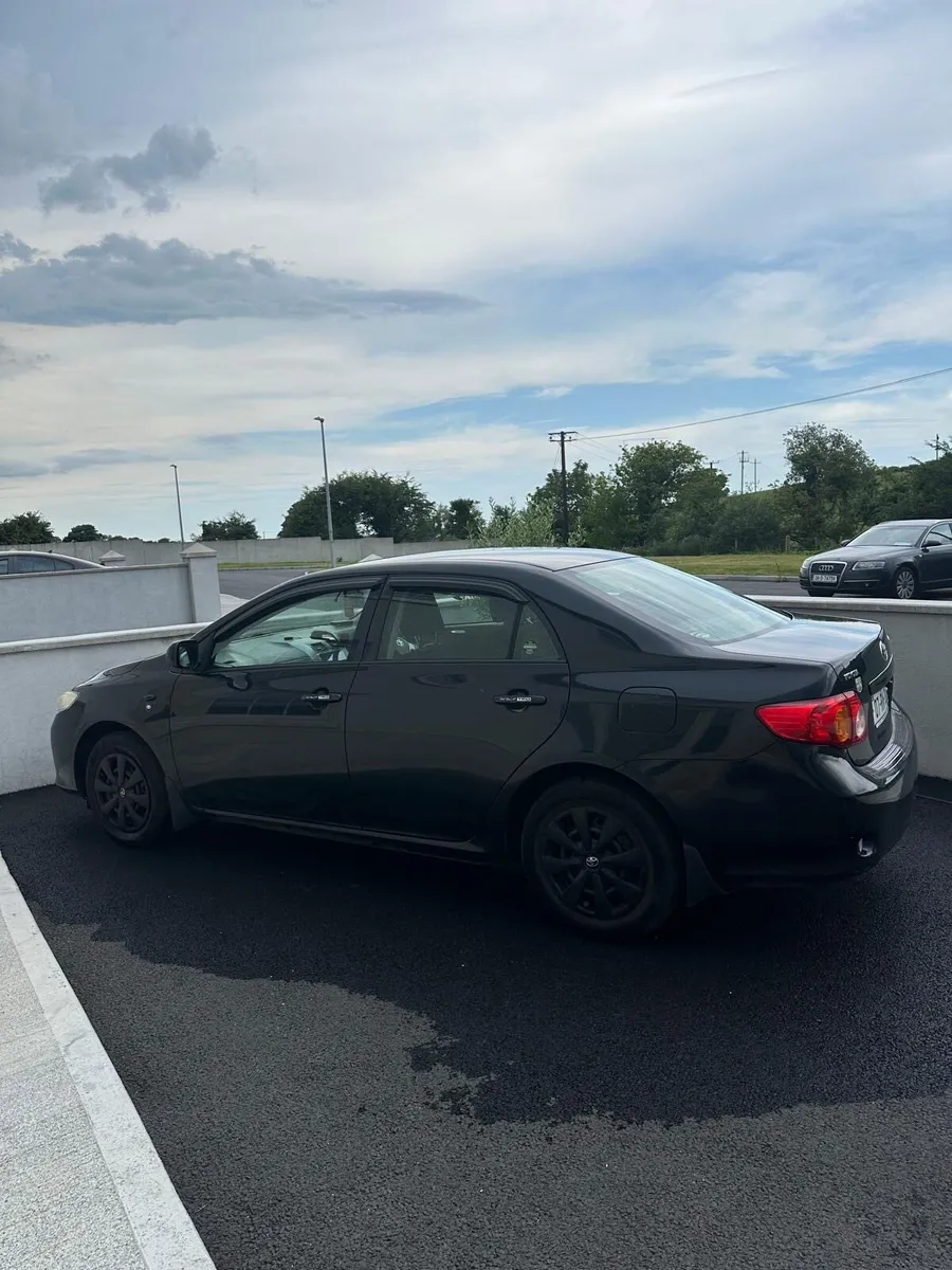 Toyota Corolla - Image 4