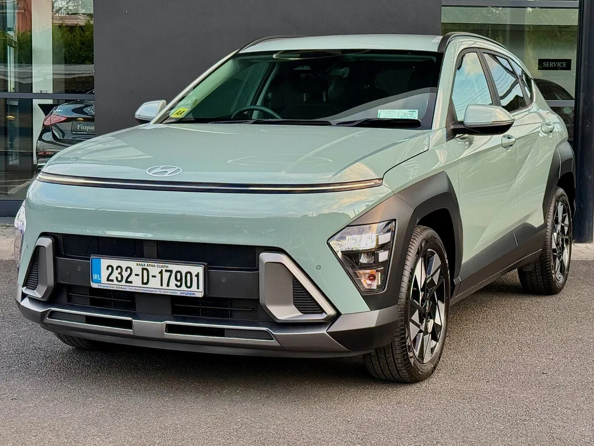 Kona Full Hybrid 140 BHP Elegance Video Tour - Image 3