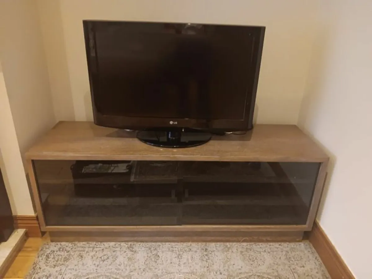 tv unit