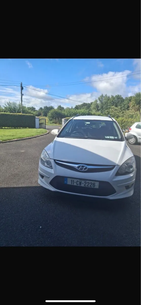 Hyundai i30 Estate - Image 1