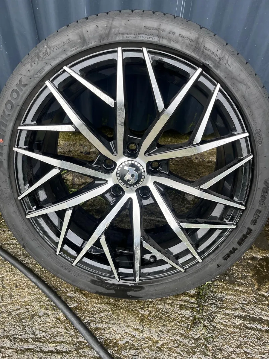 79 rims with tyres - Image 1