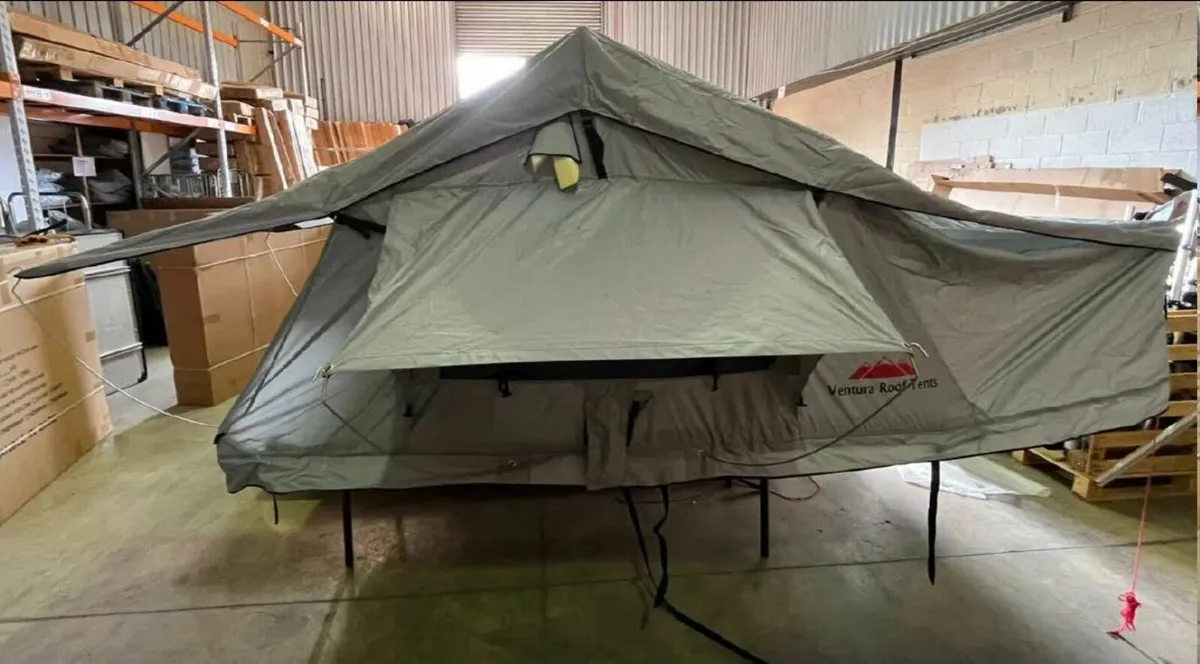 Extended Ventura Deluxe 1.4 Roof Tent – 2–3 Person - Image 1