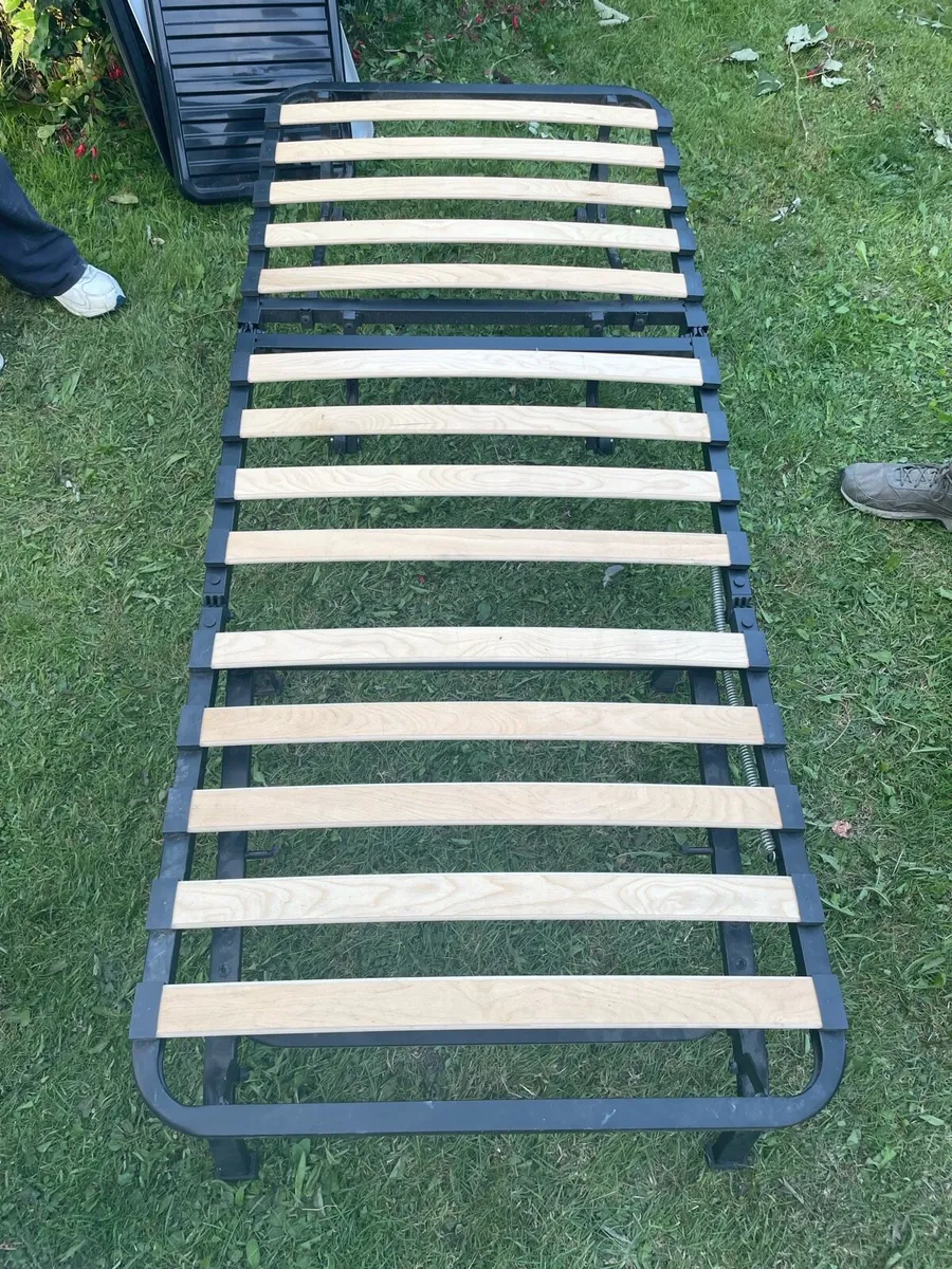 Fold up single bed frame - Image 2
