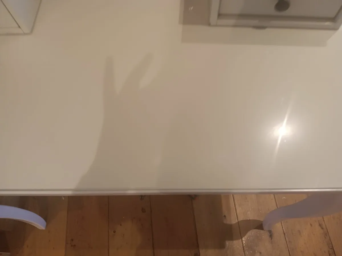 vanity table - Image 4